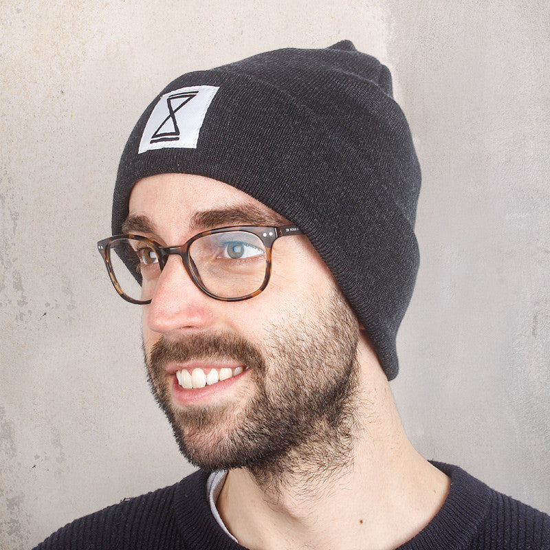 medium beanie black