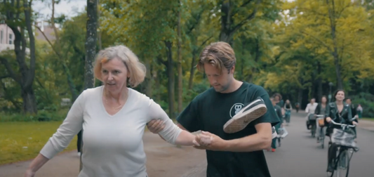 Learn to skate Skatelessons for adults