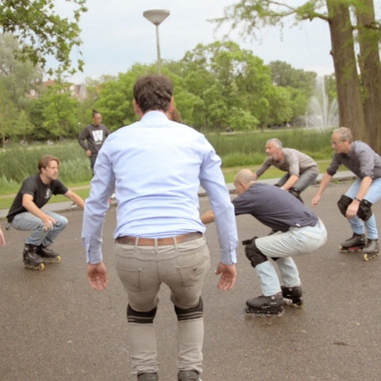 Origineel Bedrijfsuitje in Amsterdam: Ga Skaten met je Team in het Vondelpark
