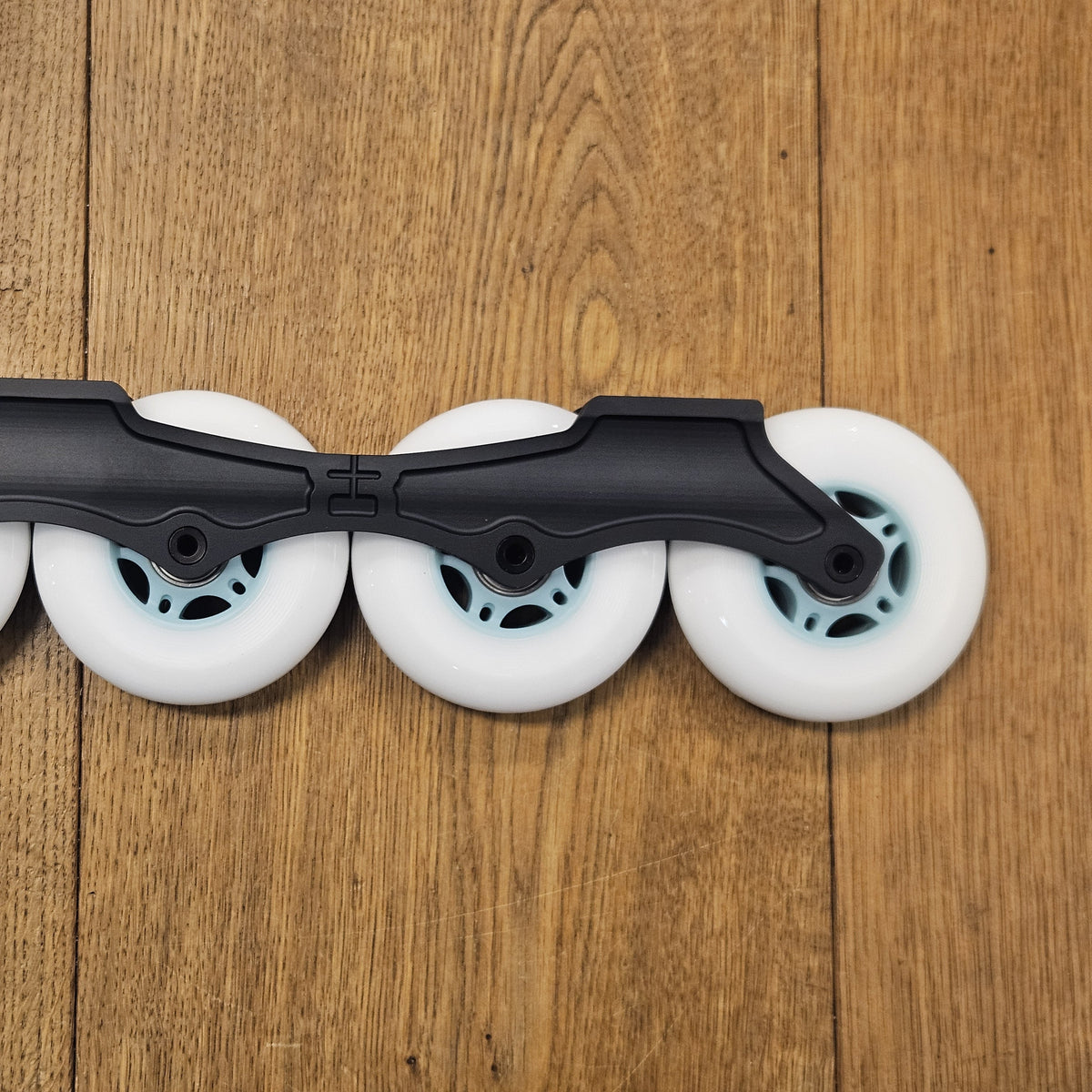UFS Freeride 4x84mm 255mm black + Wheels set