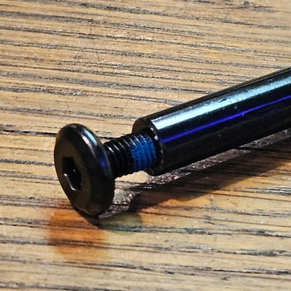 Axle Double 8mm M12 Allen/Hex black 8-pack