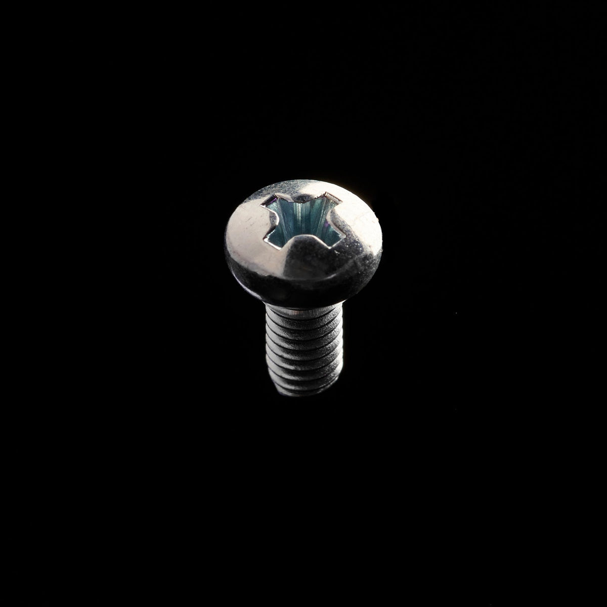 Buckle Bolt M4 Ph Cheese Head L8 pcs