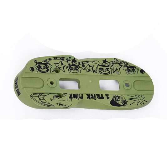 Throne Dominic Bruce soulplate green