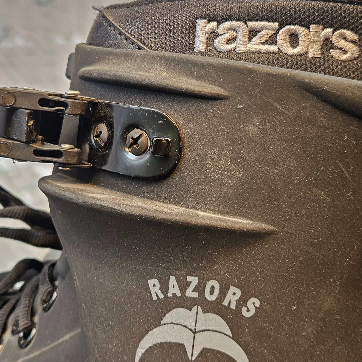 SBM Buckle Mounting Bolt Philips M4 L5mm pcs