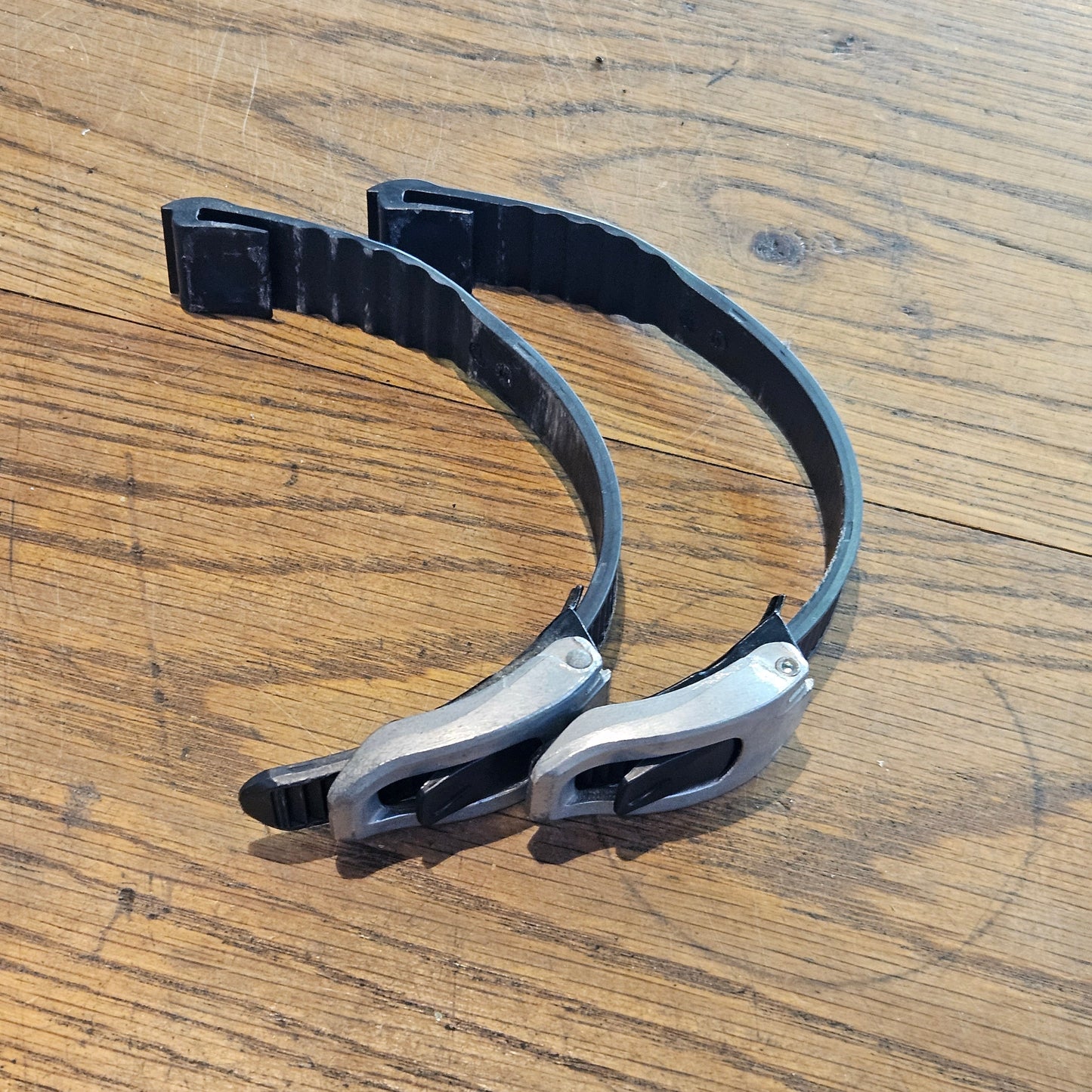 Top Buckle TRS pair