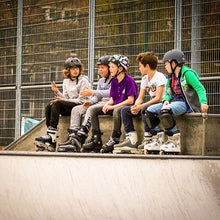 Load image into Gallery viewer, Amsterdam Olympiaplein skate lessons
